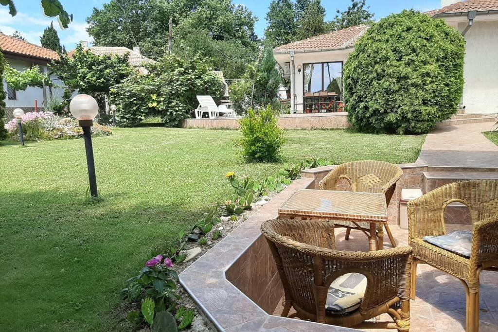 Guesthouse Oasis-Shabla ภายนอก รูปภาพ
